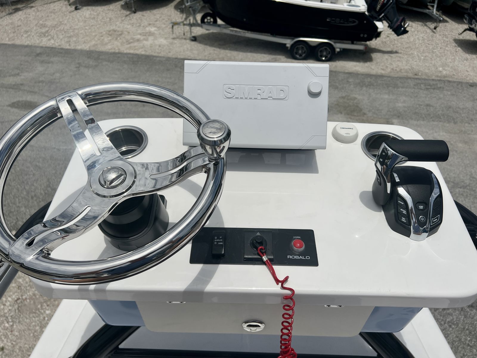 2025 Robalo 266 SD Cayman-22