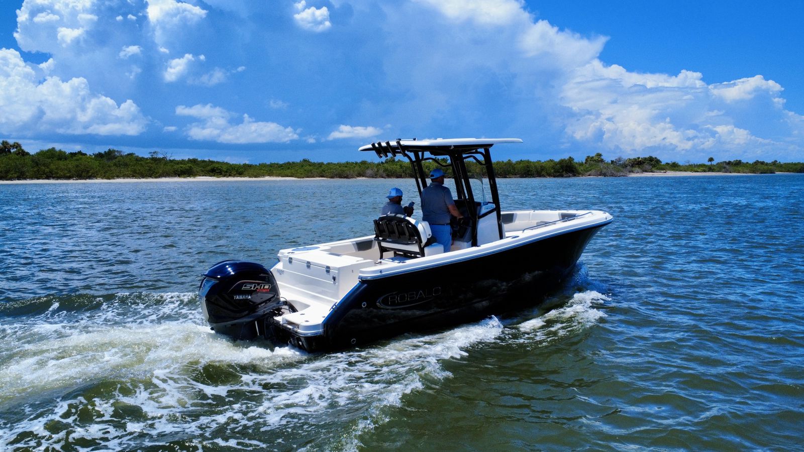 2024 Robalo R230-32