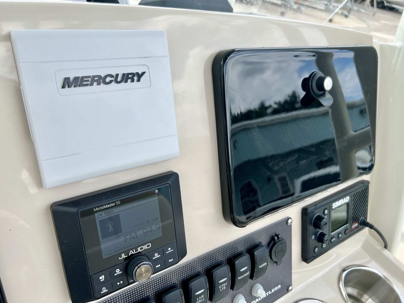 2026 Boston whaler 25DNT-22