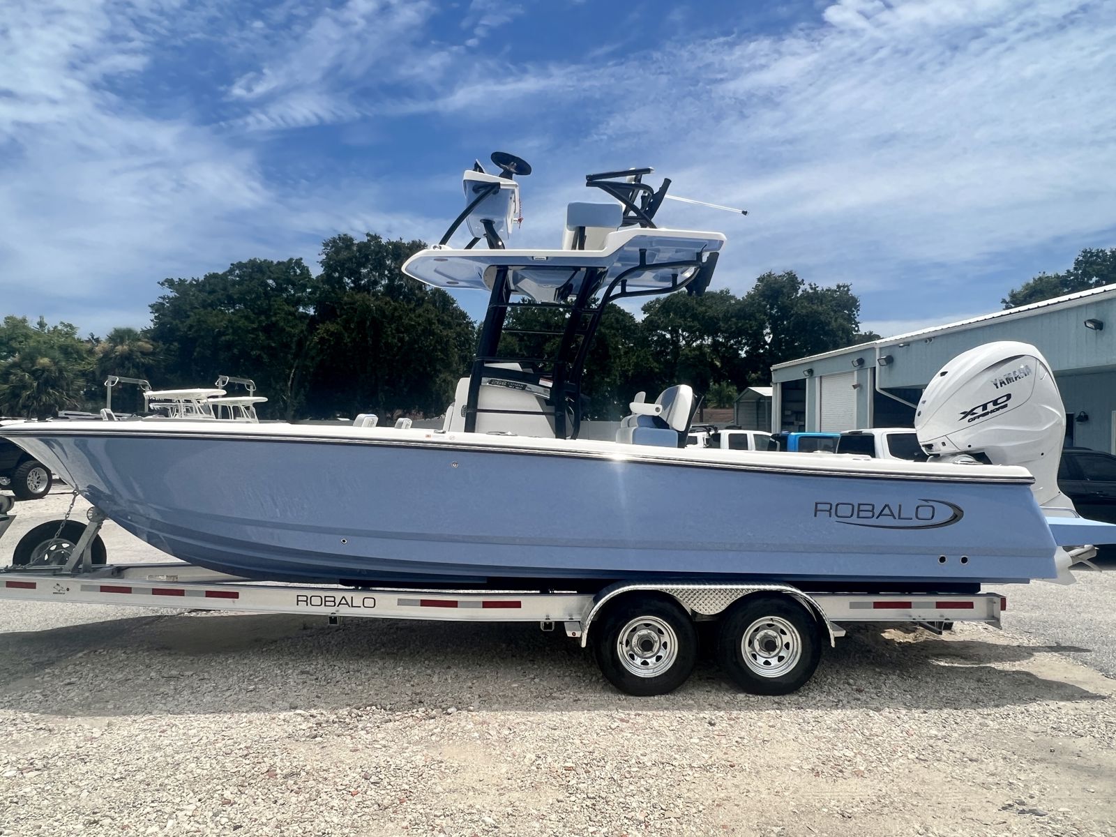2025 Robalo 266 SD Cayman-6