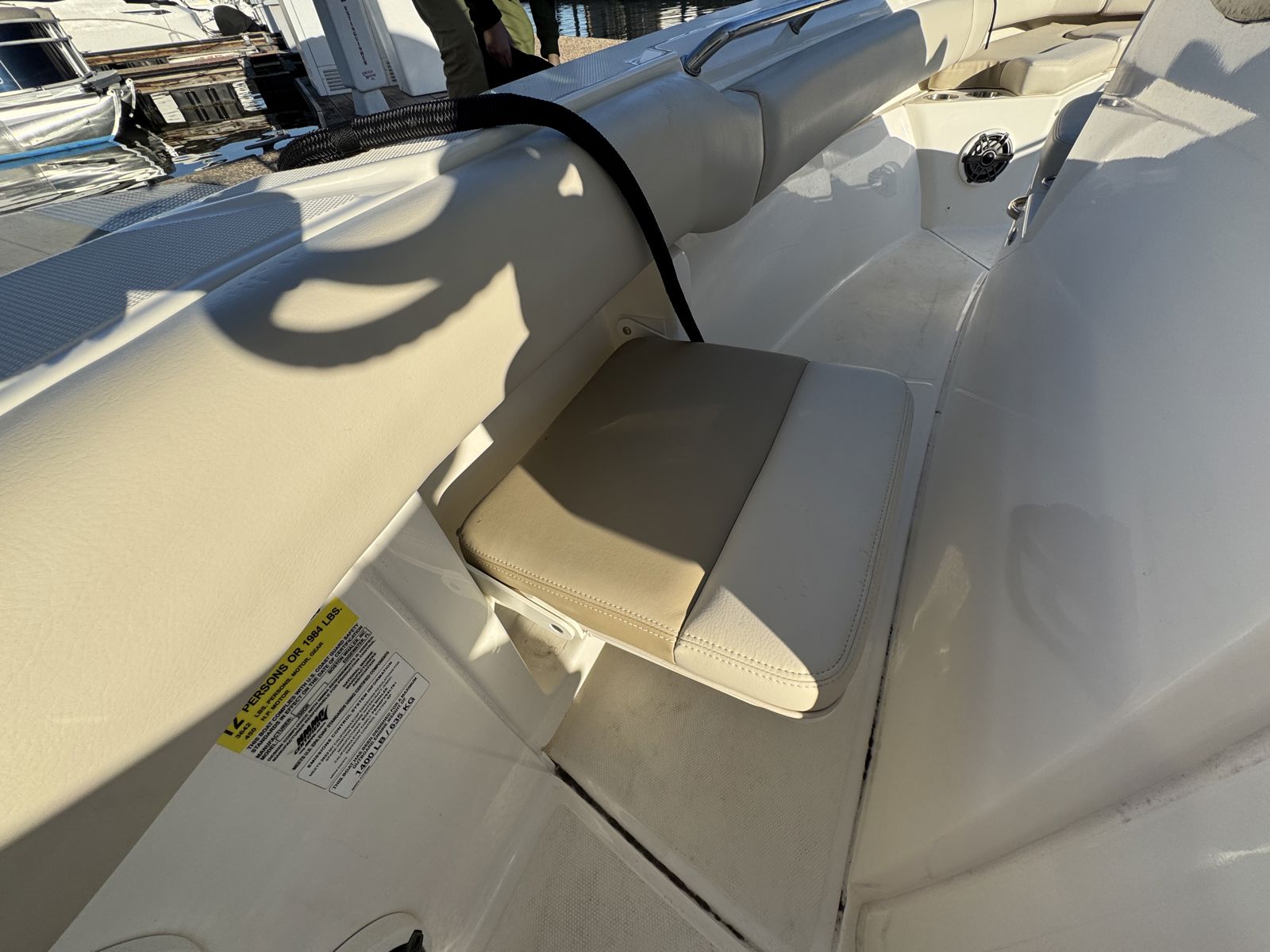 2023 Boston whaler 250 Outrage-4