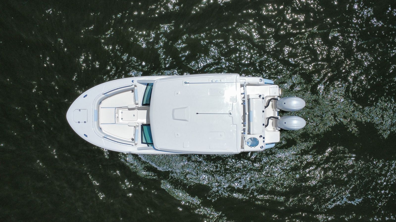 2025 Robalo R257-43