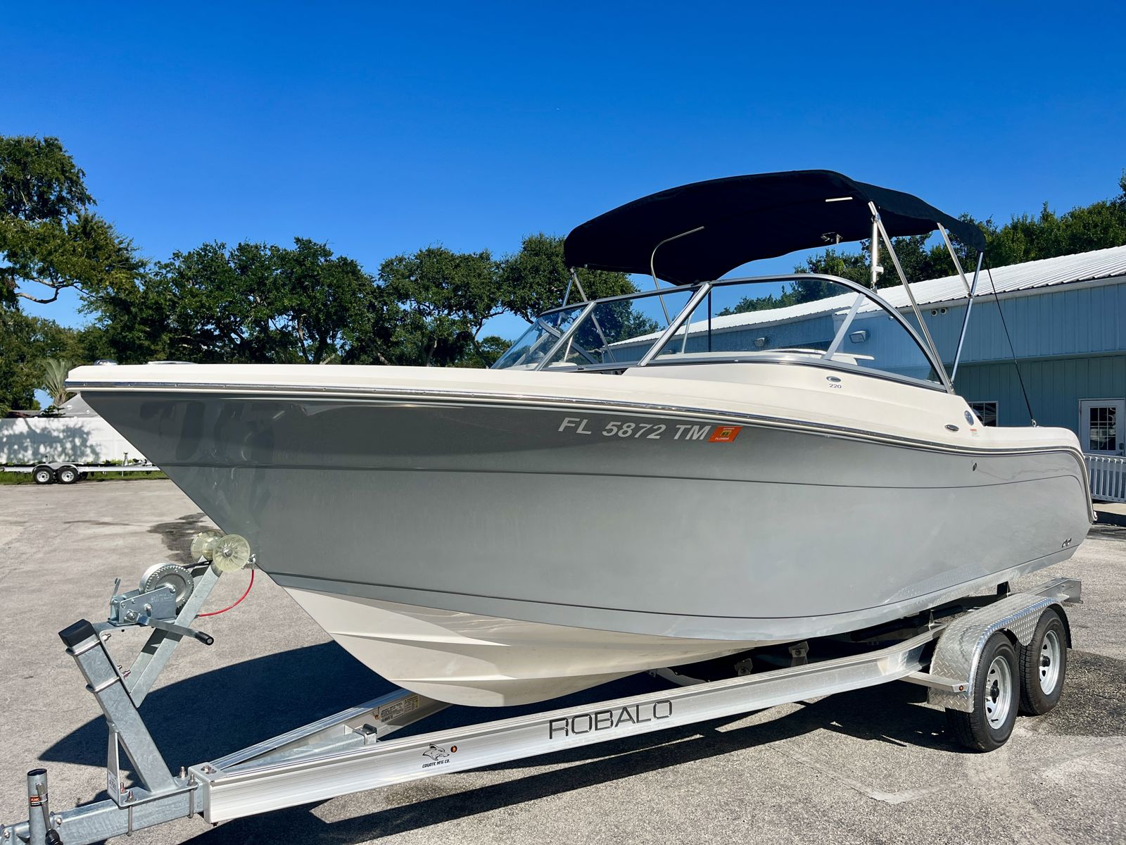 2023 Cobia 220dc Cobia DC-1-1