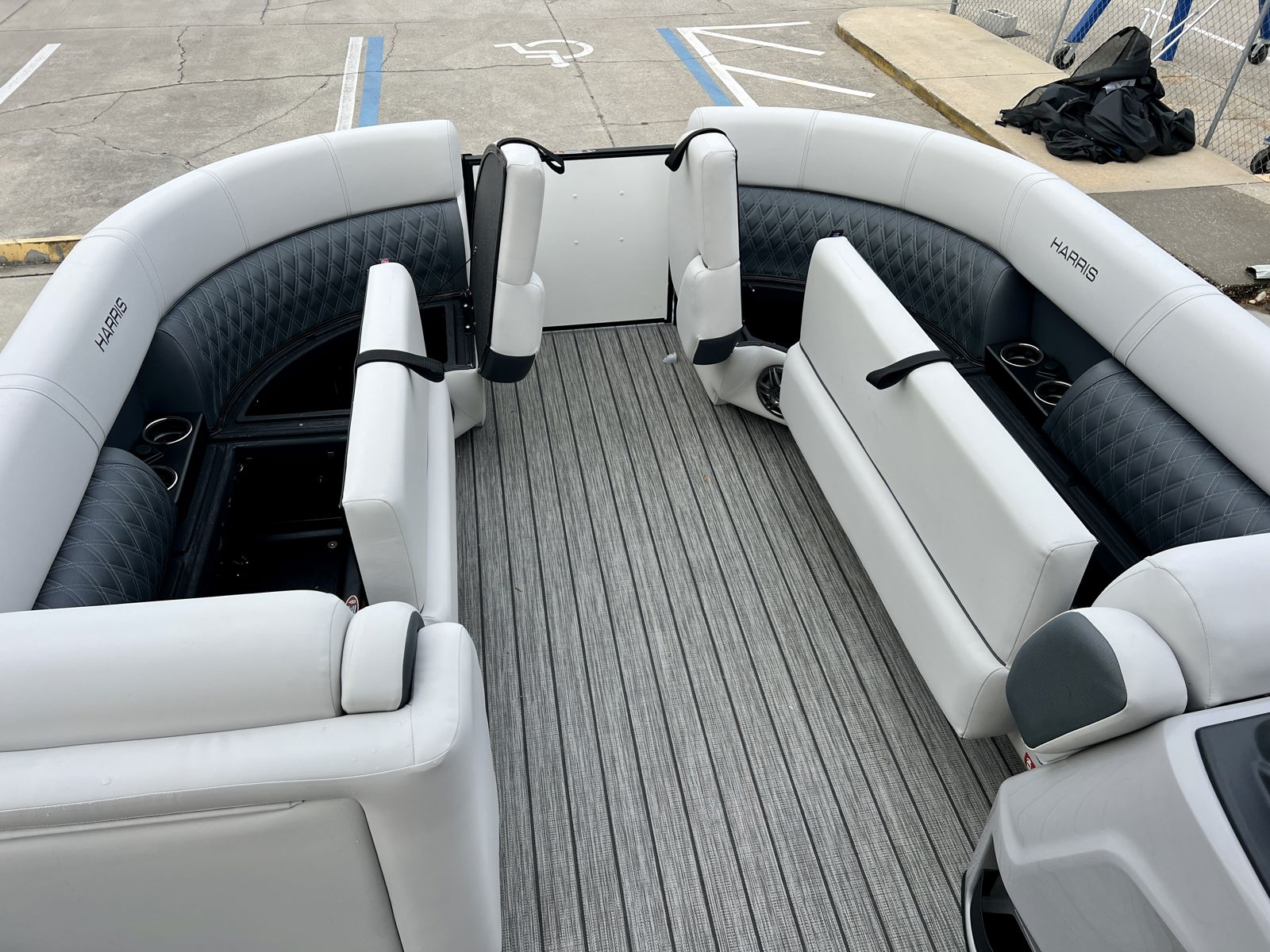 2025 Harris Sunliner 230-8