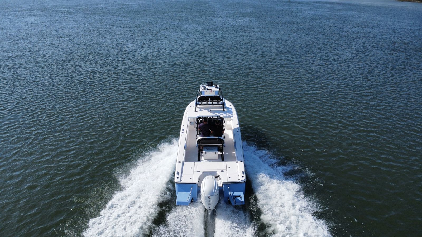2025 Robalo 266 SD Cayman-3