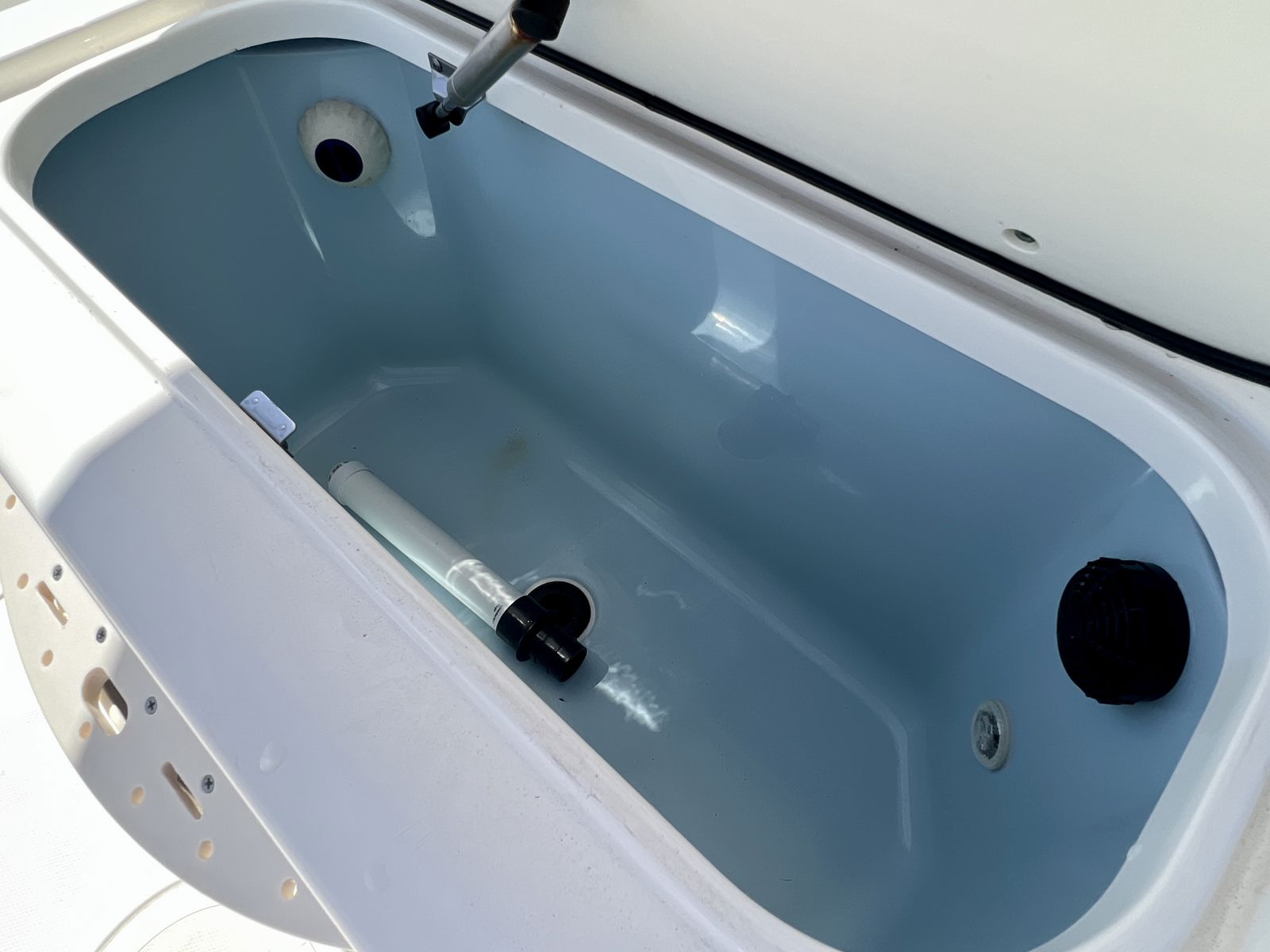 2023 Boston whaler 210 Montauk-21
