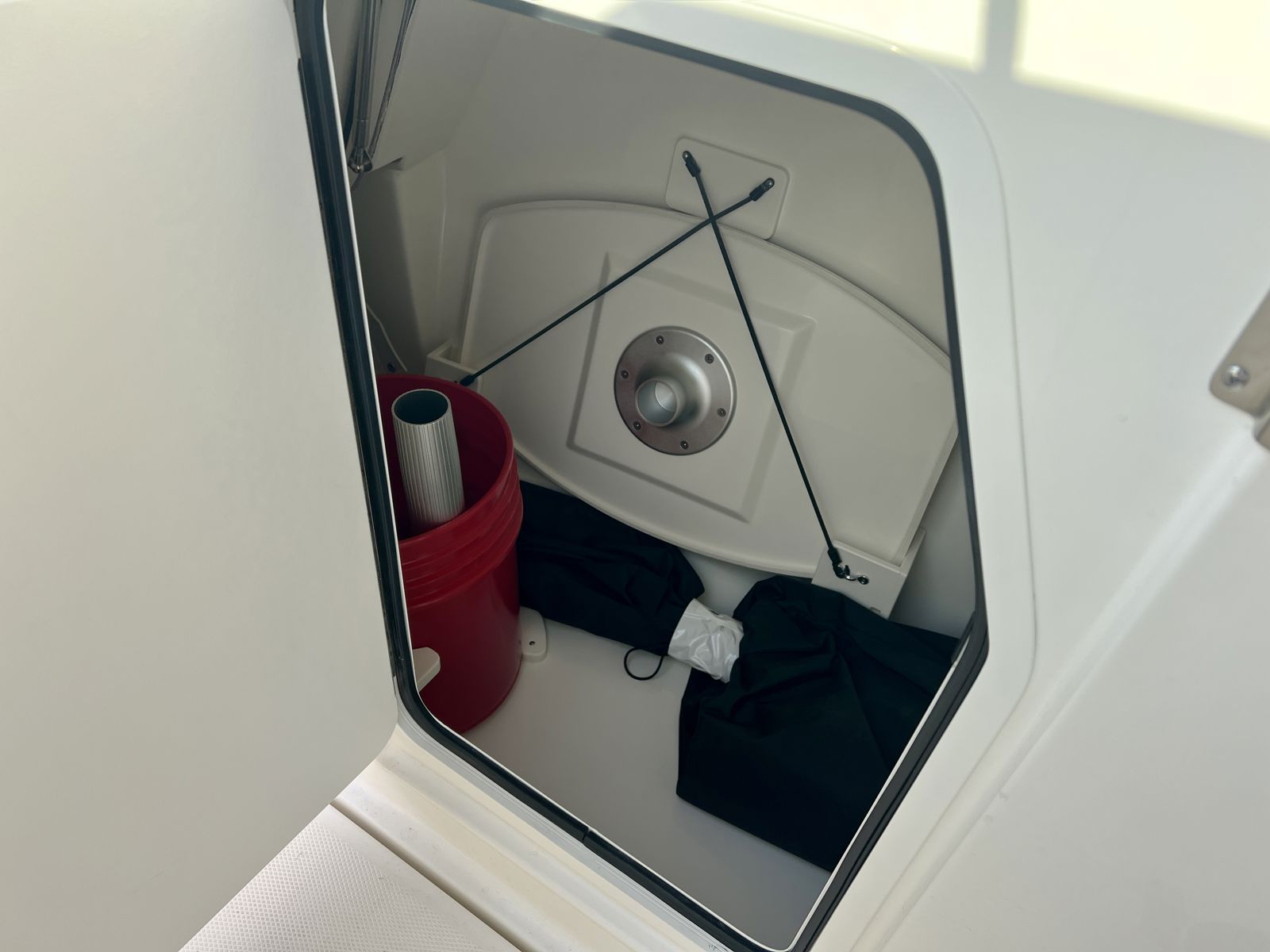 2025 Boston whaler 24VNT-19
