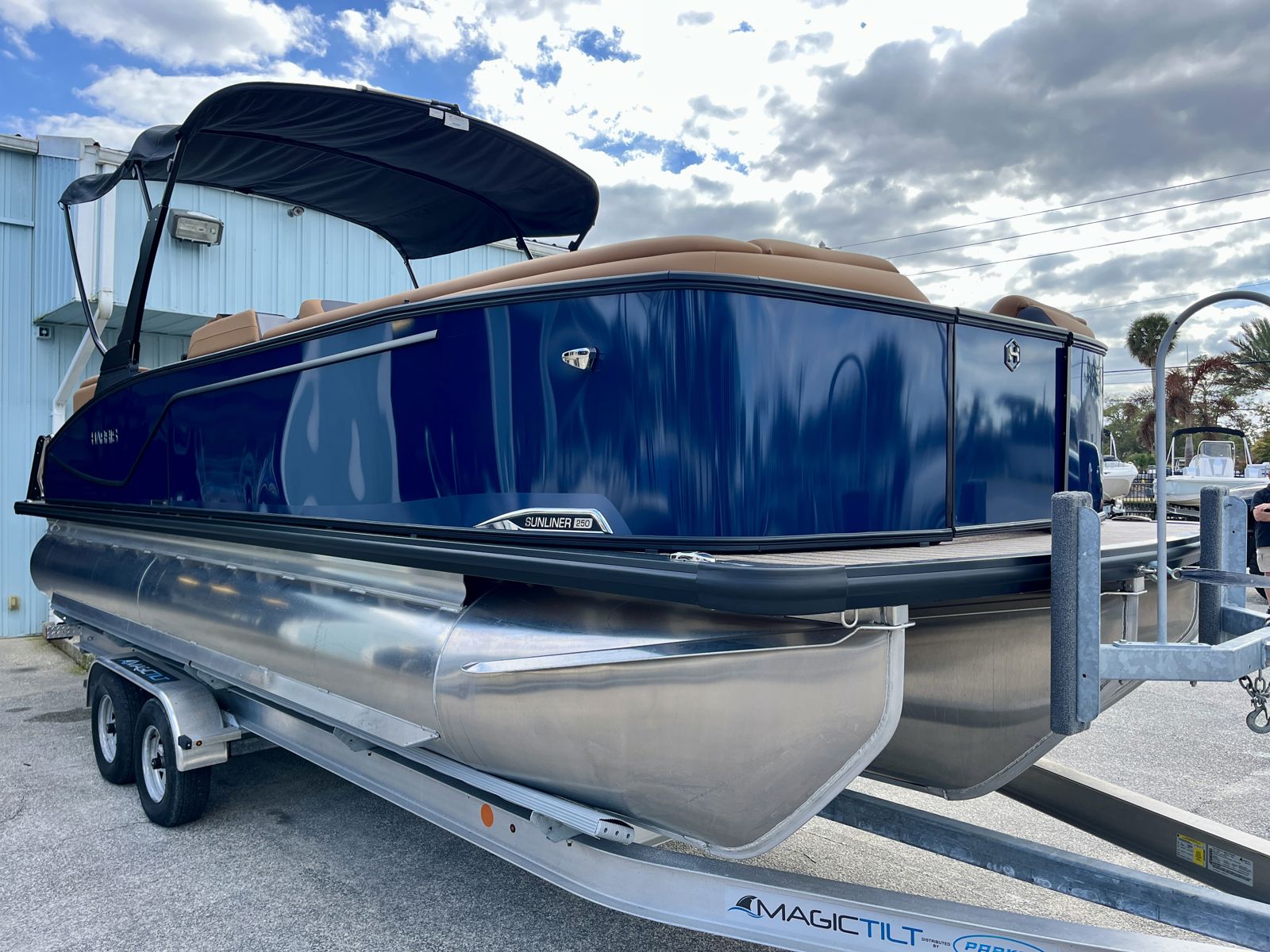 2026 Harris Sunliner 250-4