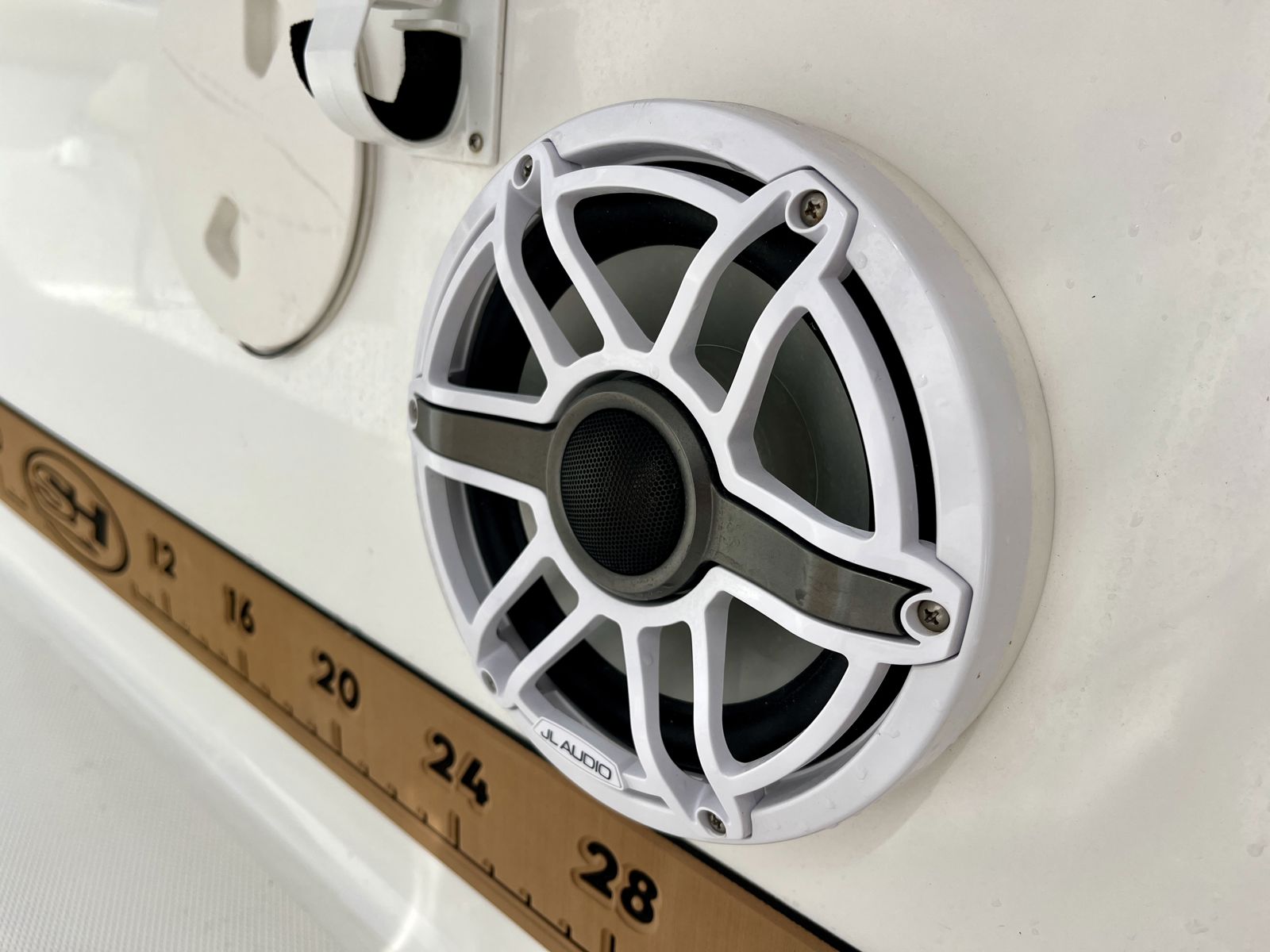 2018 Sea hunt 27GF-42