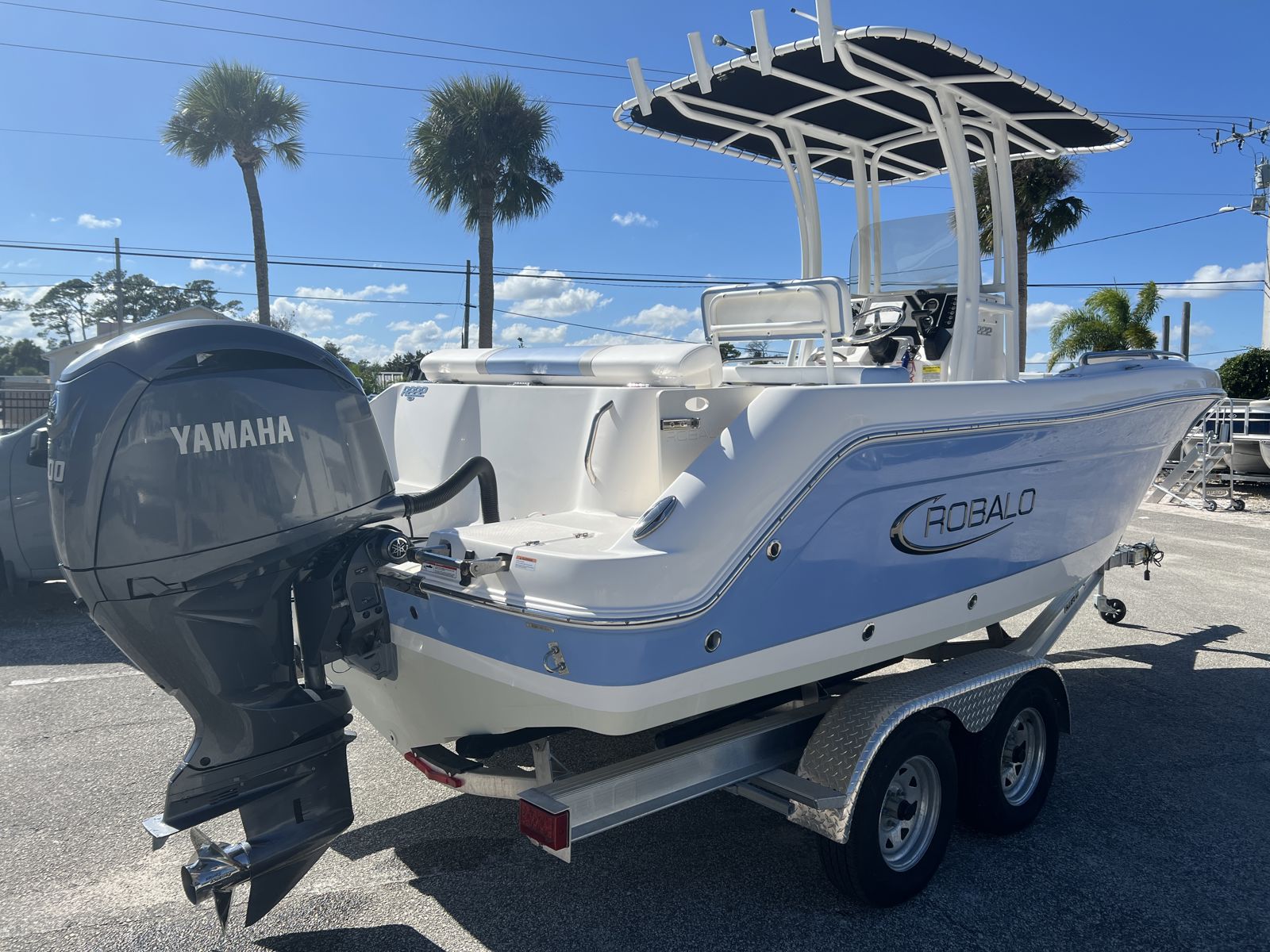 2024 Robalo r222 R222-1-7