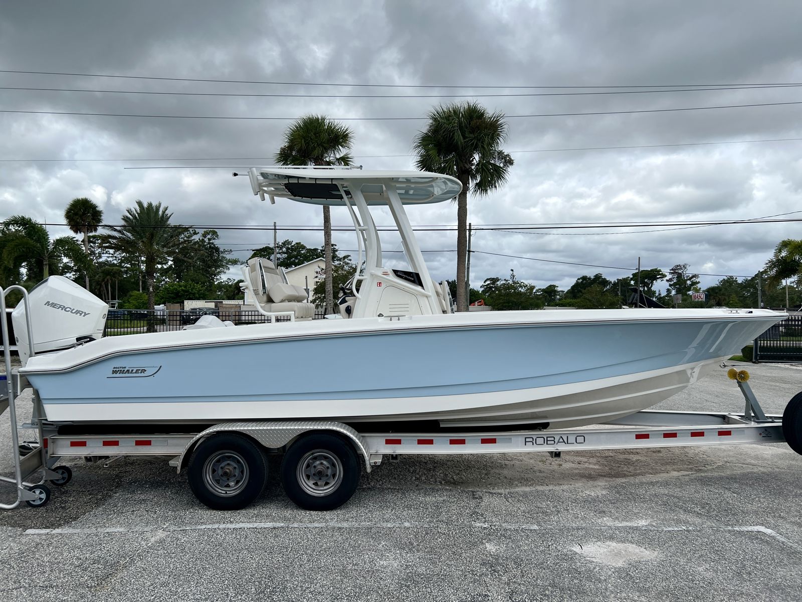 2026 Boston whaler 25DNT-5