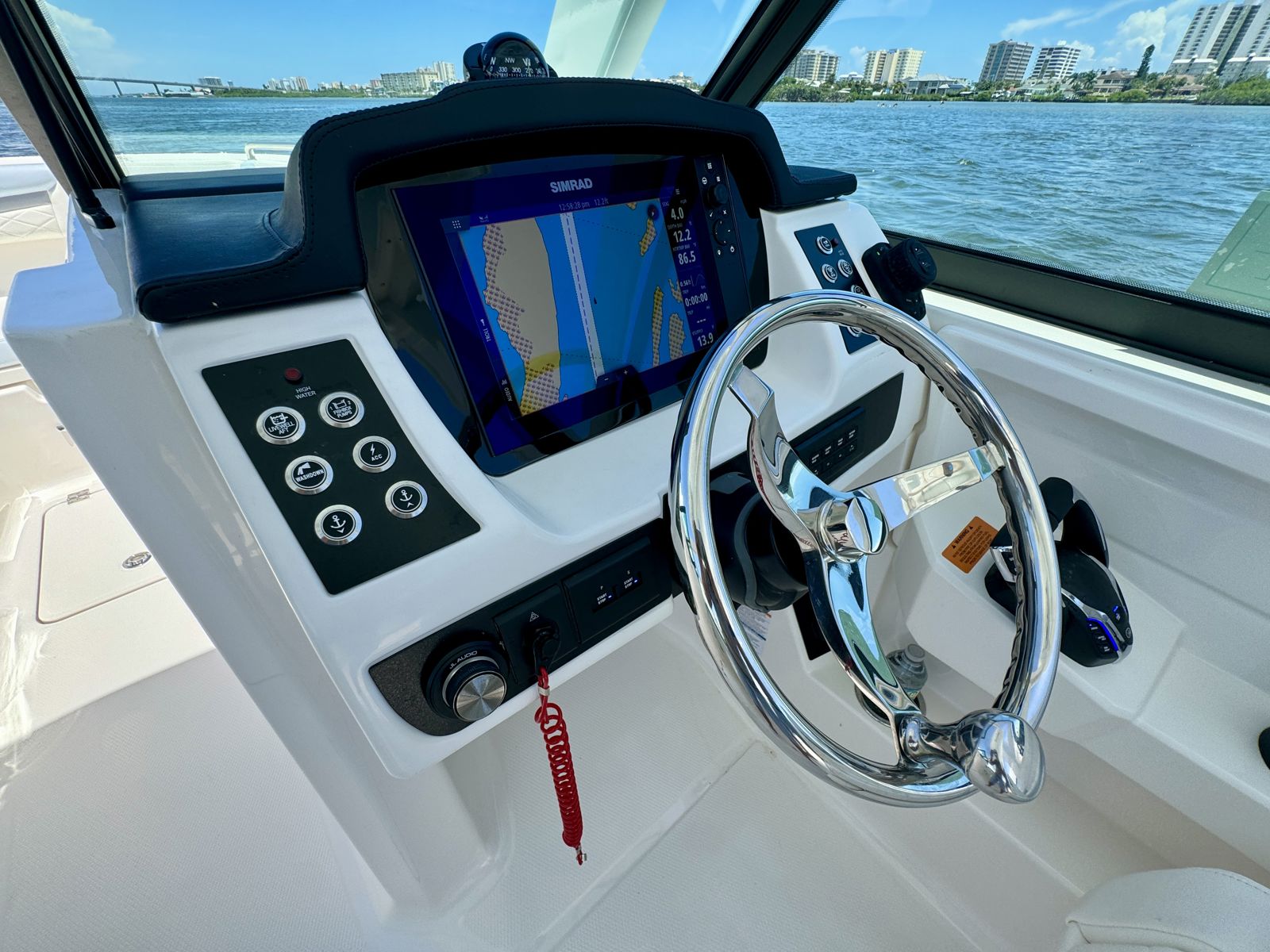 2025 Robalo R257-46