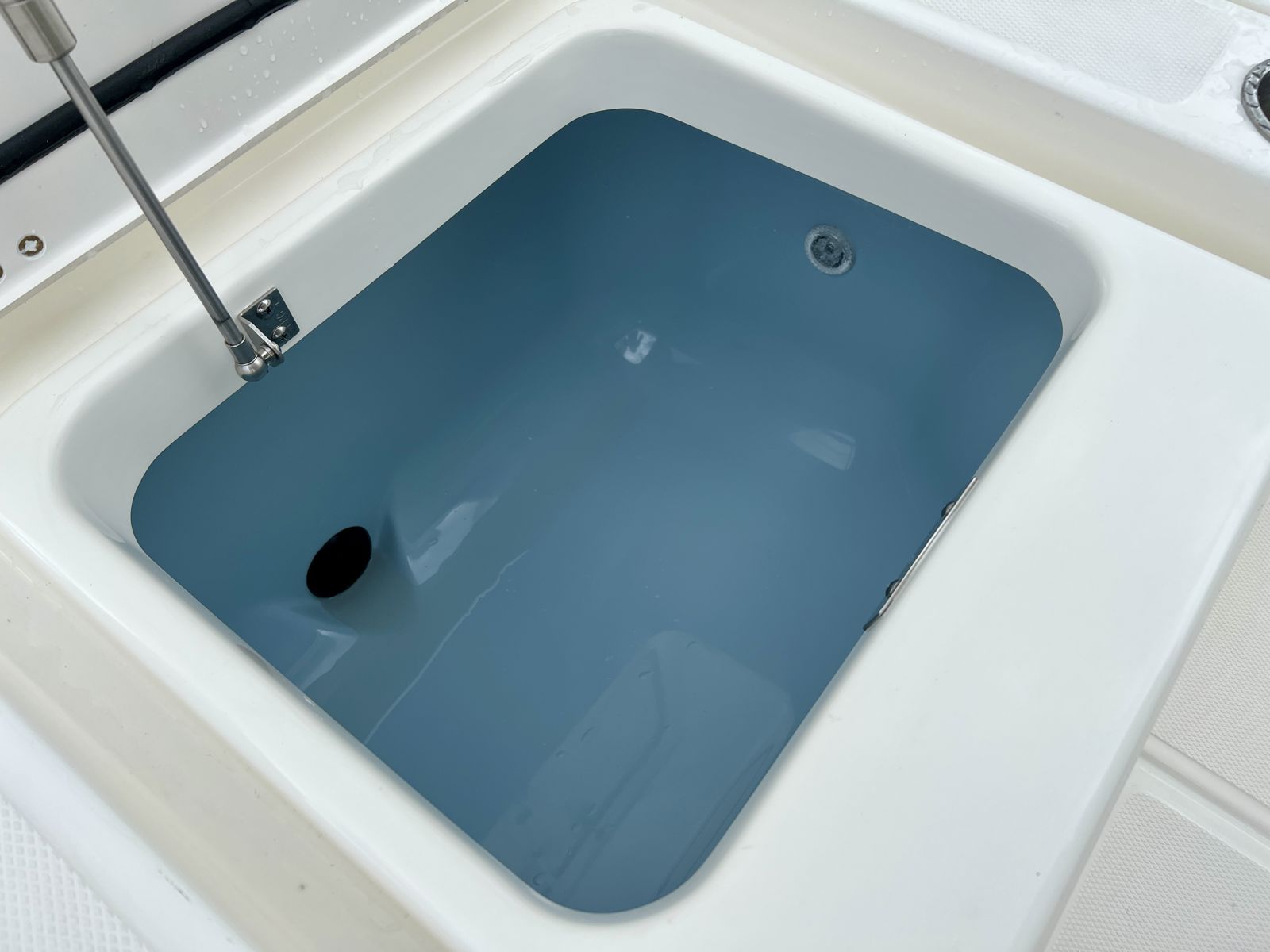 2026 Boston whaler 25DNT-13