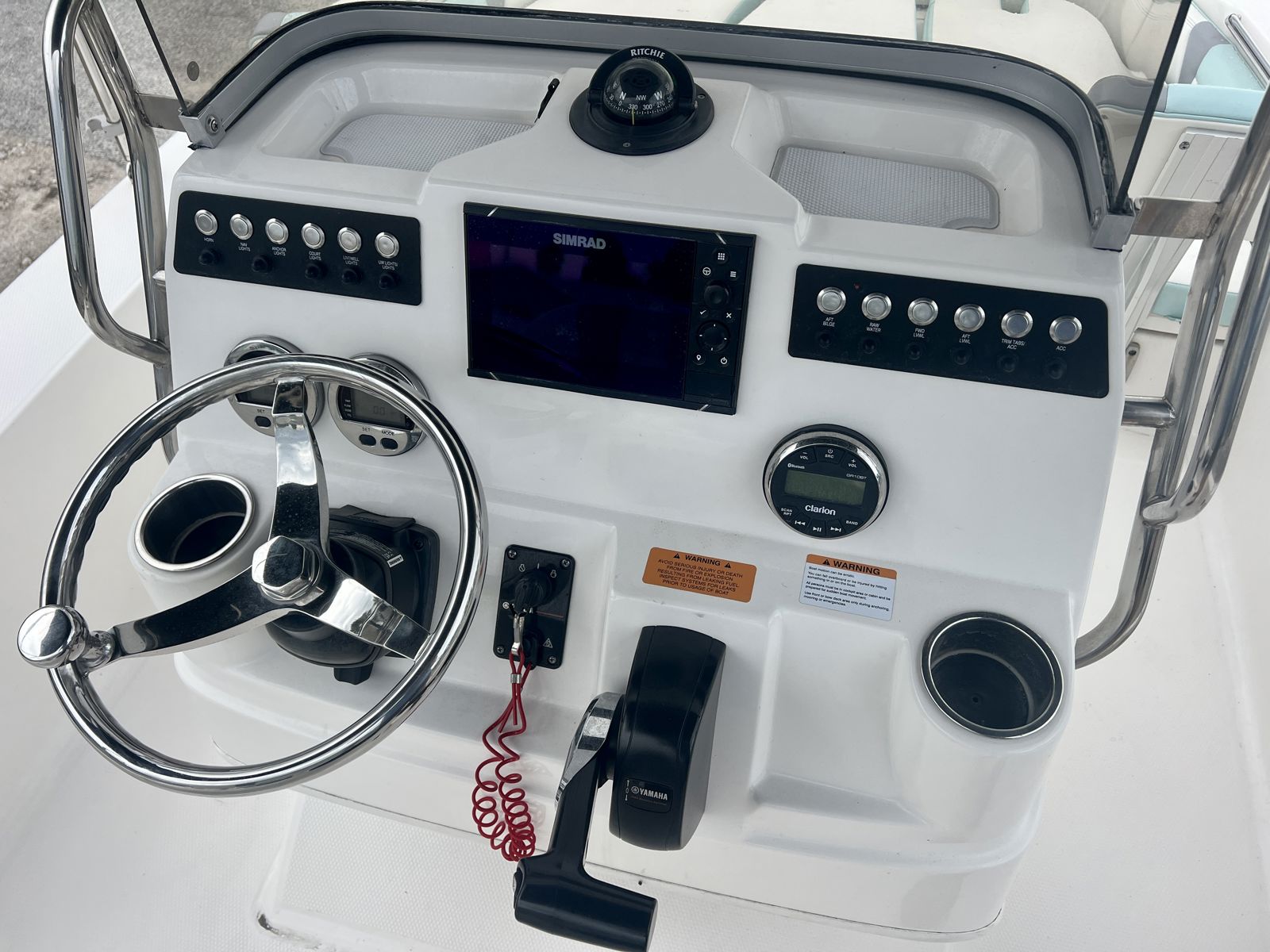 2024 Robalo 206 Cayman-12