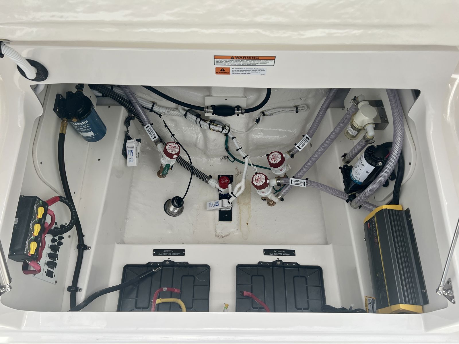 2025 Robalo 266 SD Cayman-39