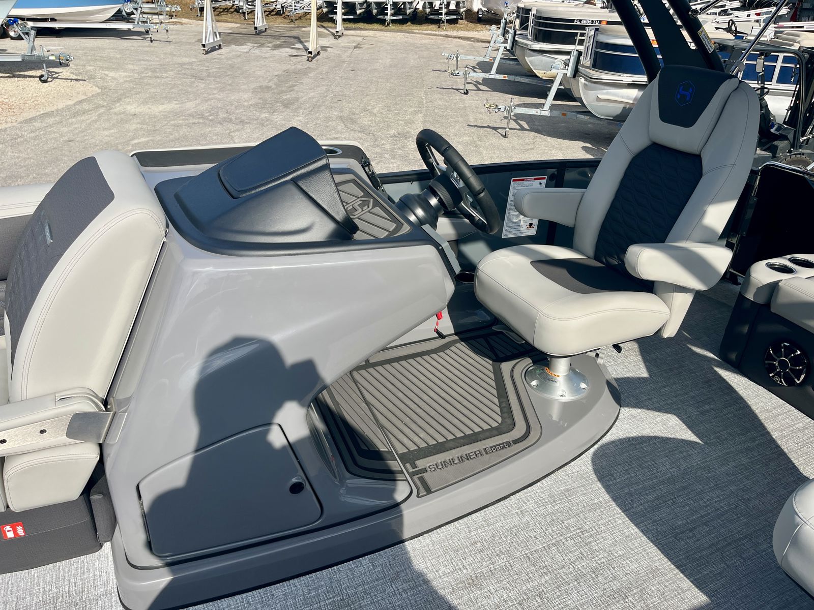 2026 Harris Sunliner 230S-17