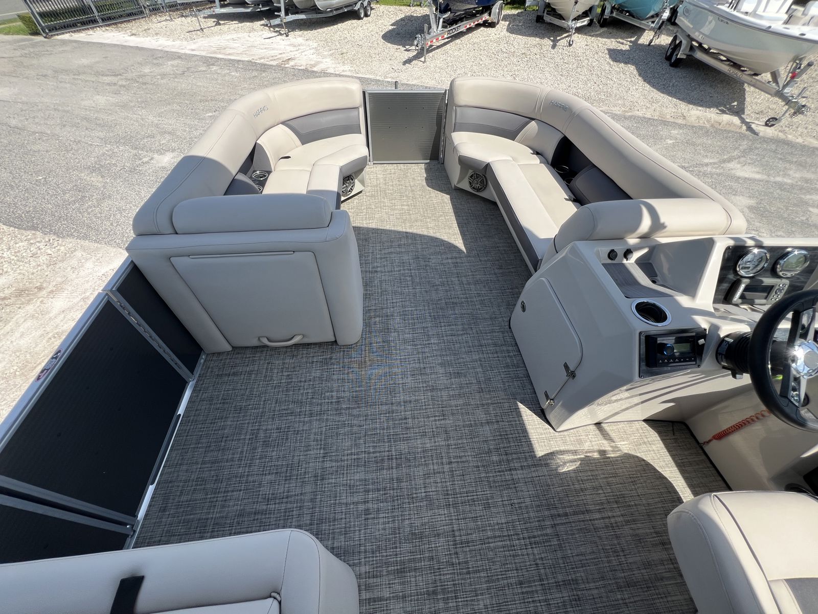 2023 Harris 230 Cruiser-10