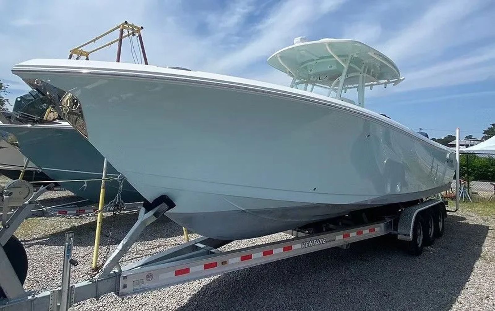 2022 Sailfish 290CC