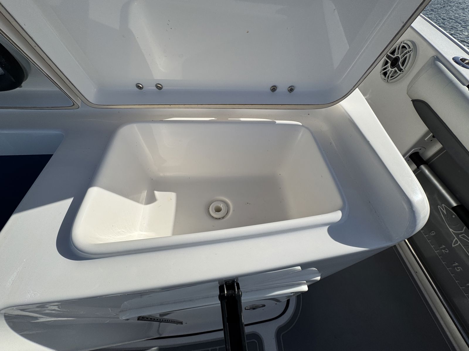 2020 Tidewater 280 CC-28