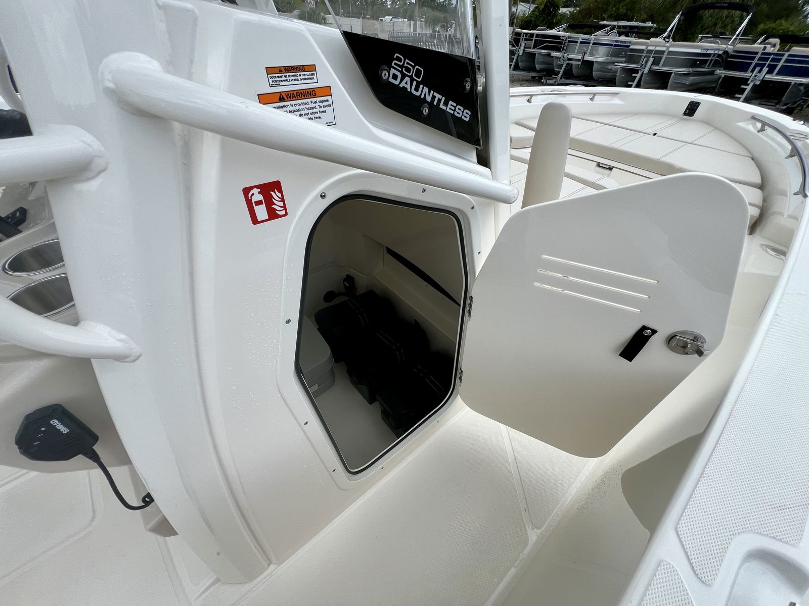 2026 Boston whaler 25DNT-35