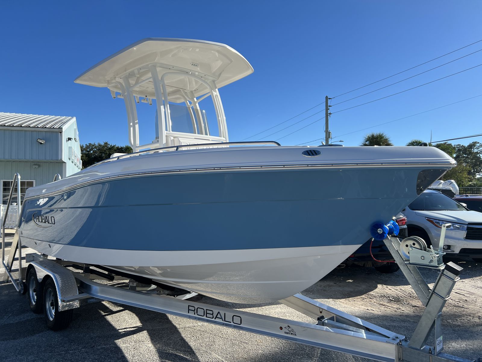2026 Robalo R222-7