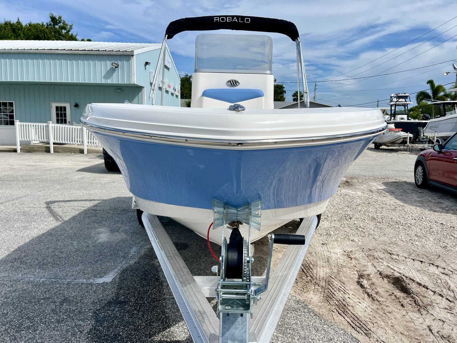 2025 Robalo R160-3