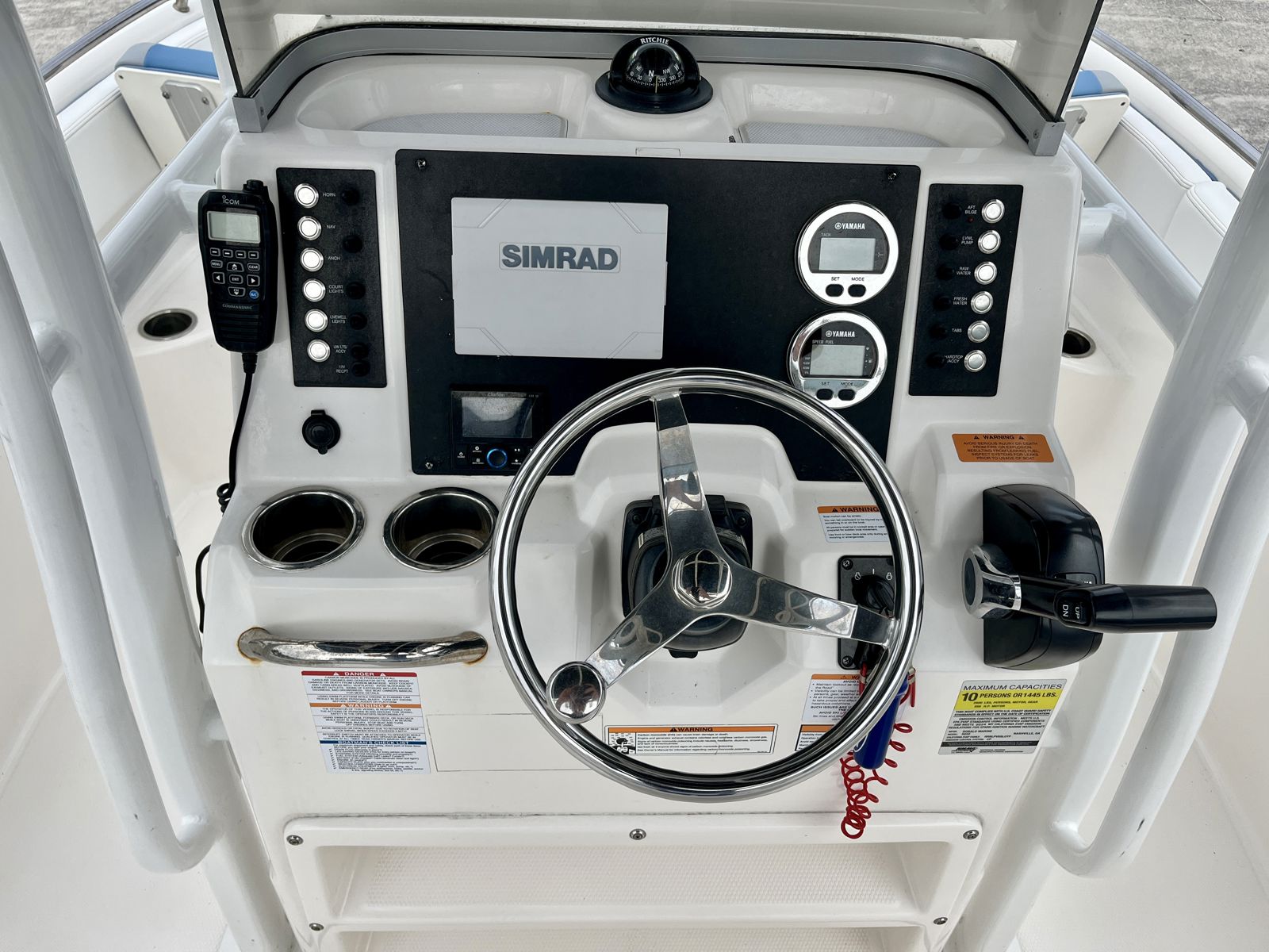 2024 Robalo r222 R222-1-13