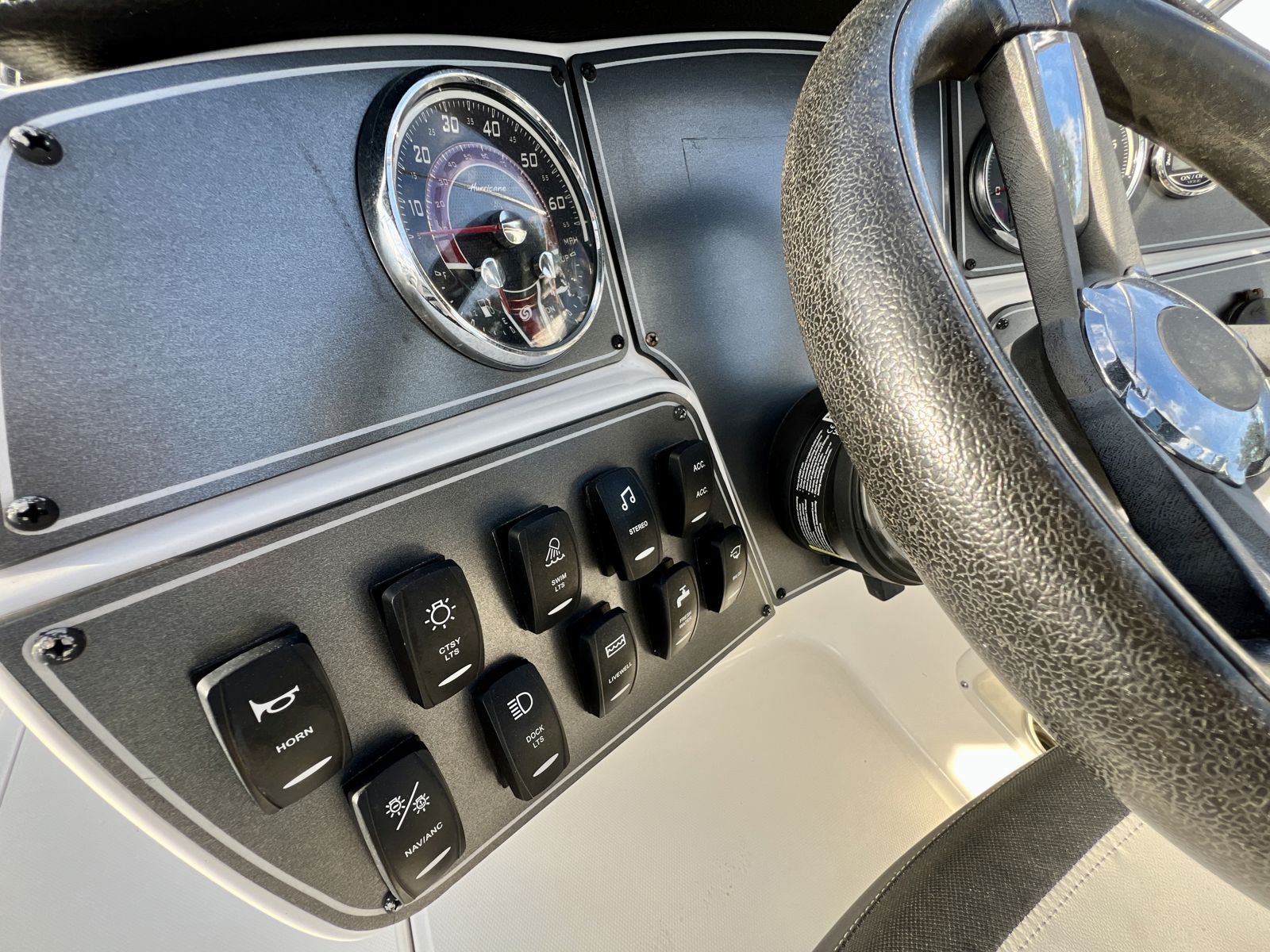 2024 Hurricane SS 218-14