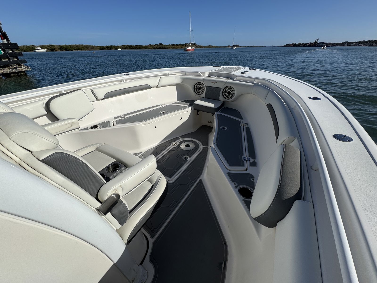 2020 Tidewater 280 CC-52