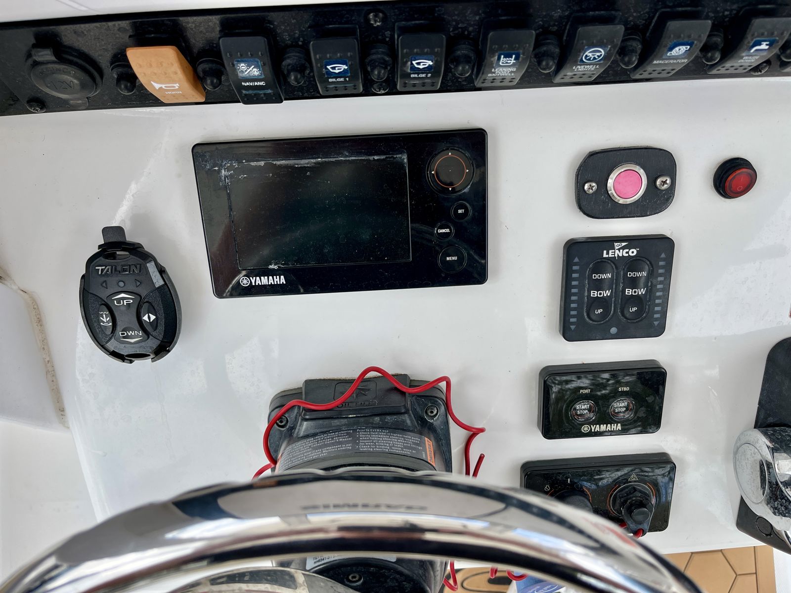 2018 Sea hunt 27GF-23