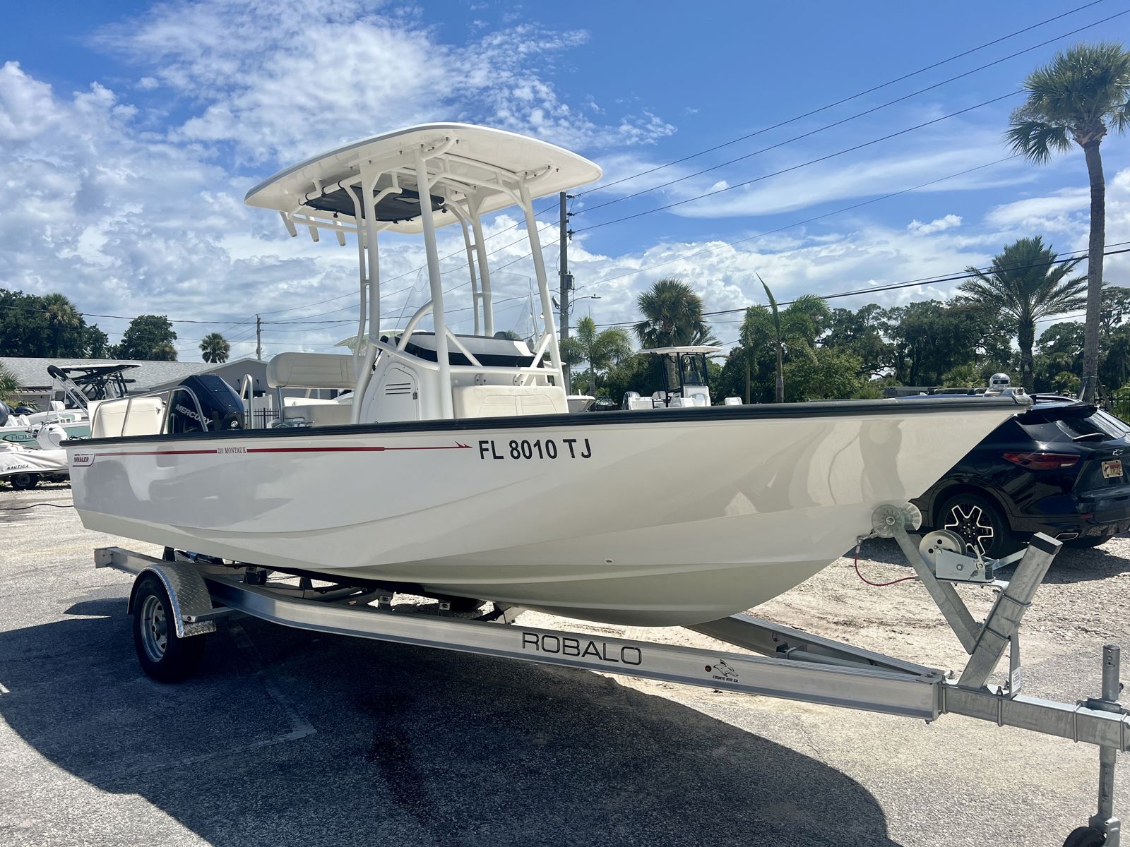 2023 Boston whaler 210 Montauk-2