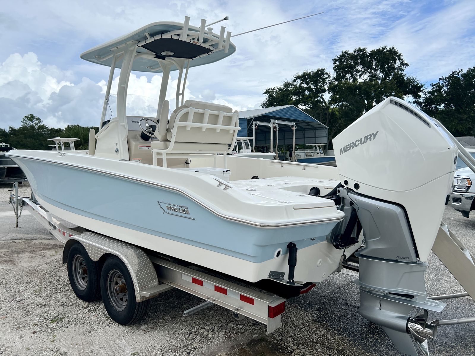2026 Boston whaler 25DNT-8