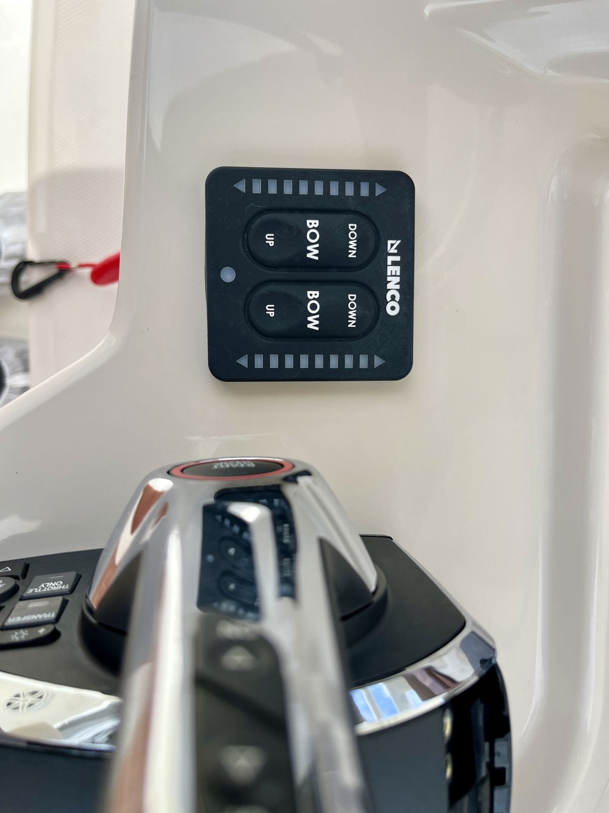 2026 Boston whaler 22DNT-17
