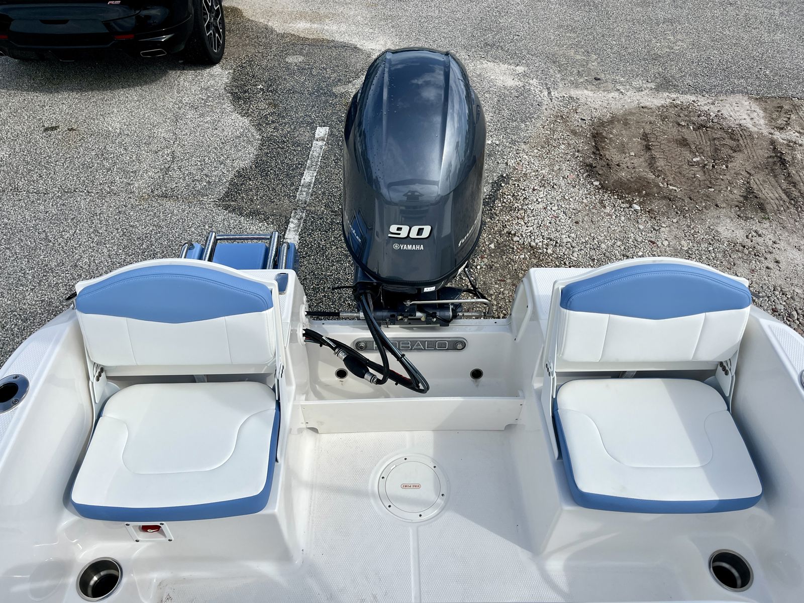 2025 Robalo R160-10
