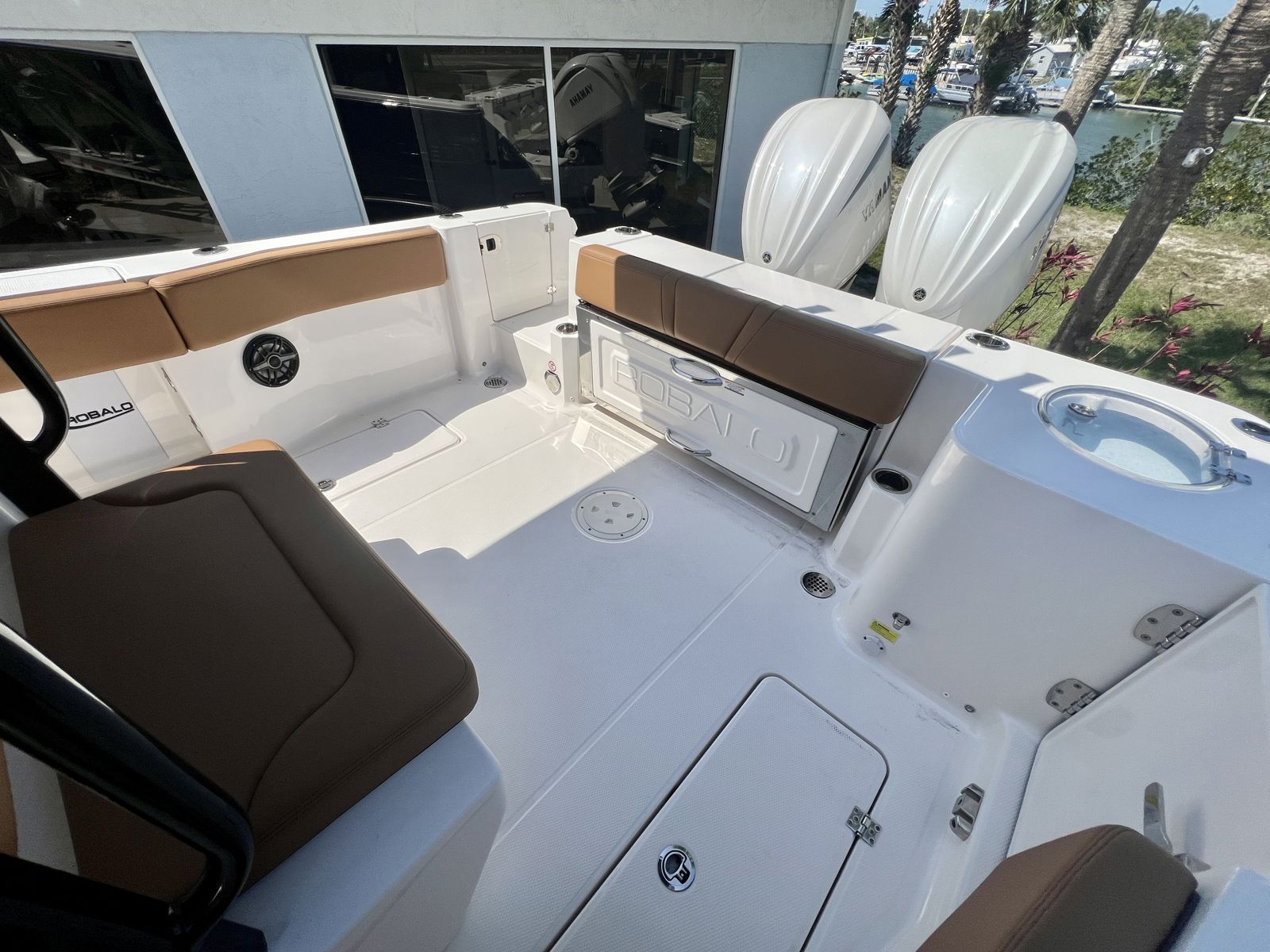 2025 Robalo R270-5