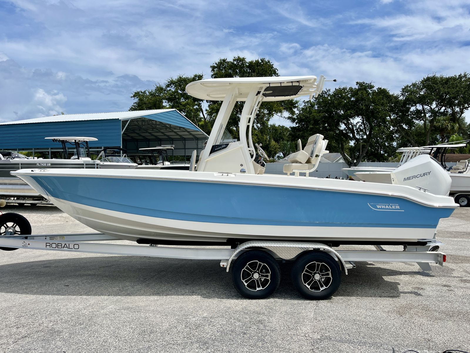 2026 Boston whaler 22DNT-4