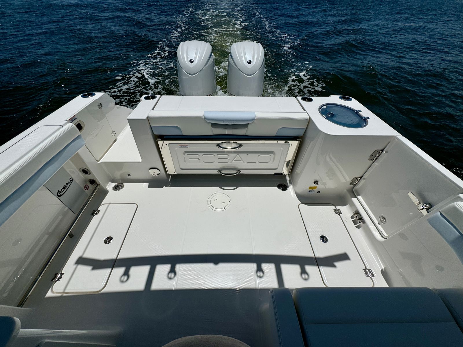 2025 Robalo R257-66