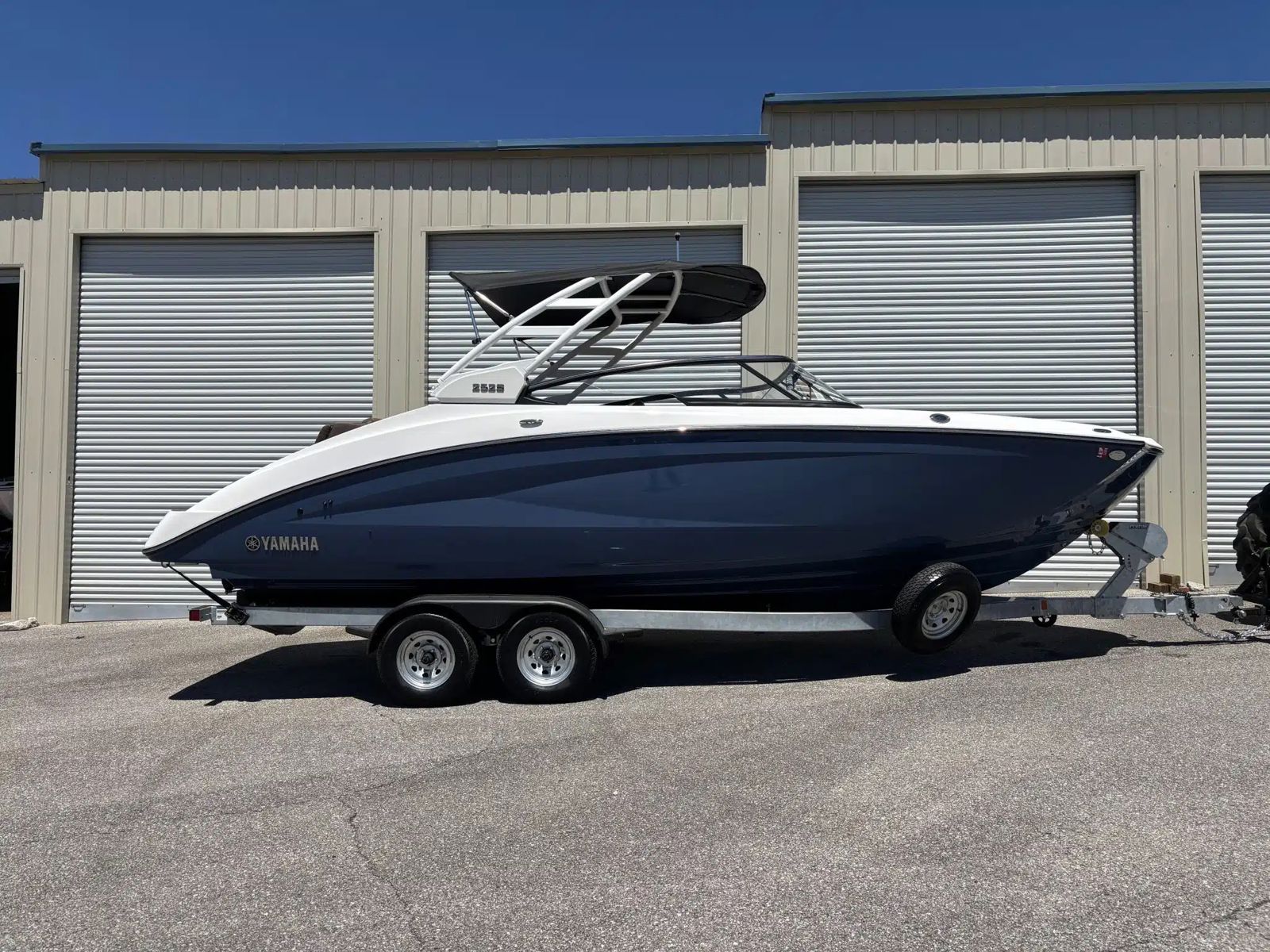 2025 Yamaha 252S