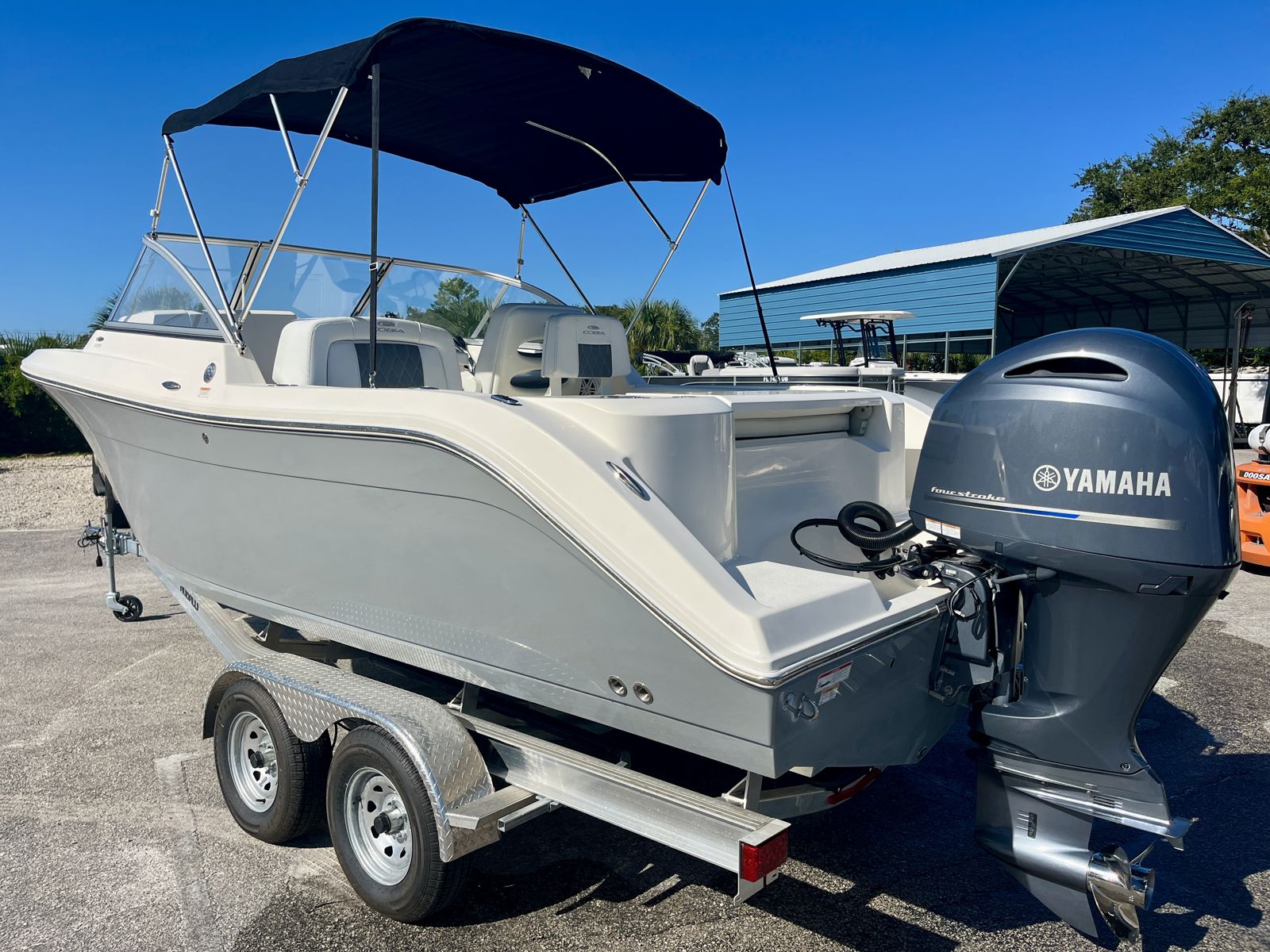 2023 Cobia 220dc Cobia DC-1-4