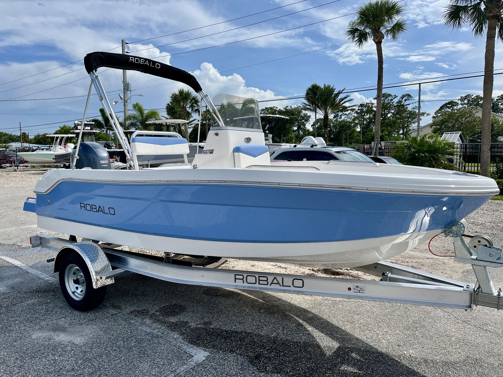 2025 Robalo R160-2