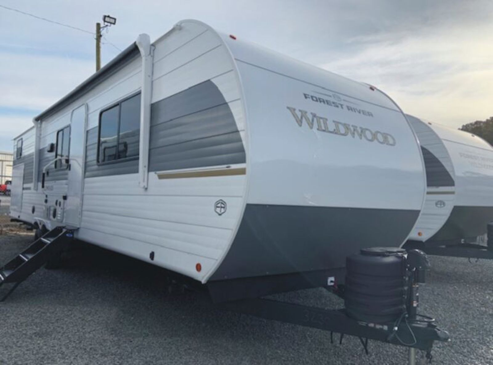 2026 Forest River Wildwood 33TS Travel Trailer