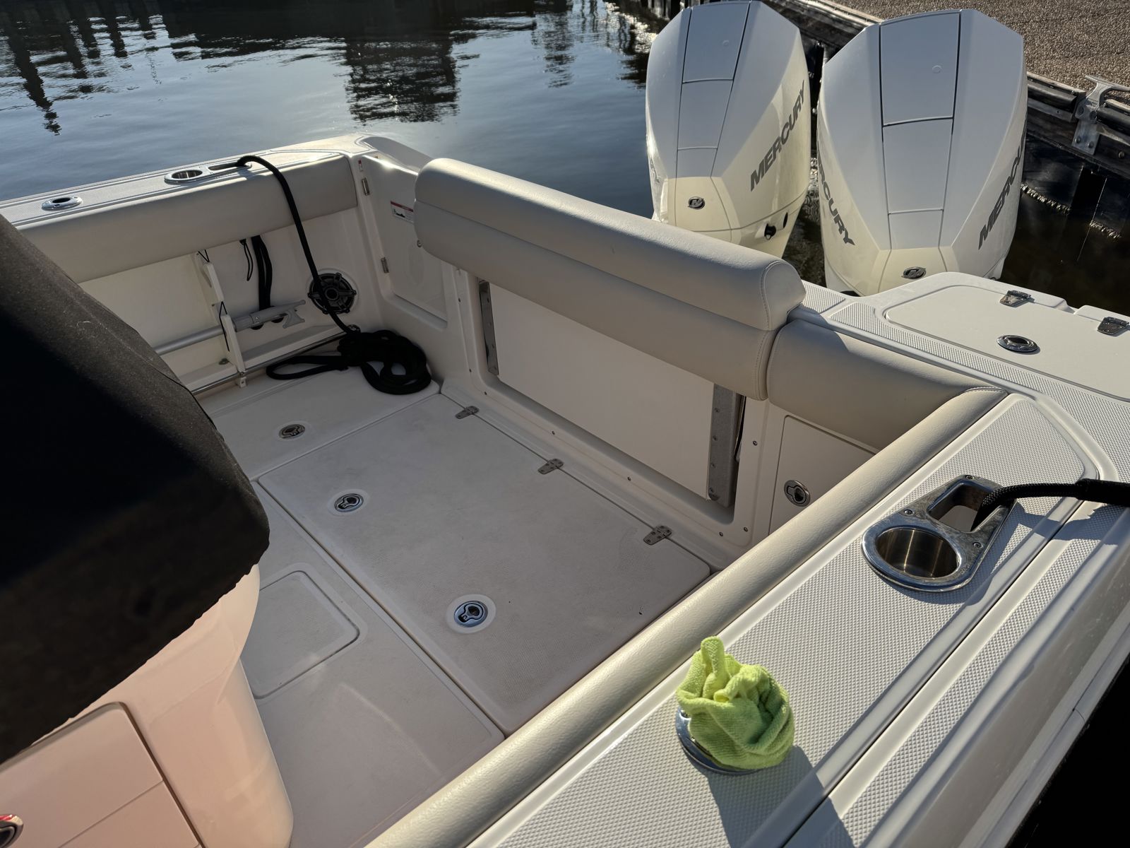 2023 Boston whaler 250 Outrage-25