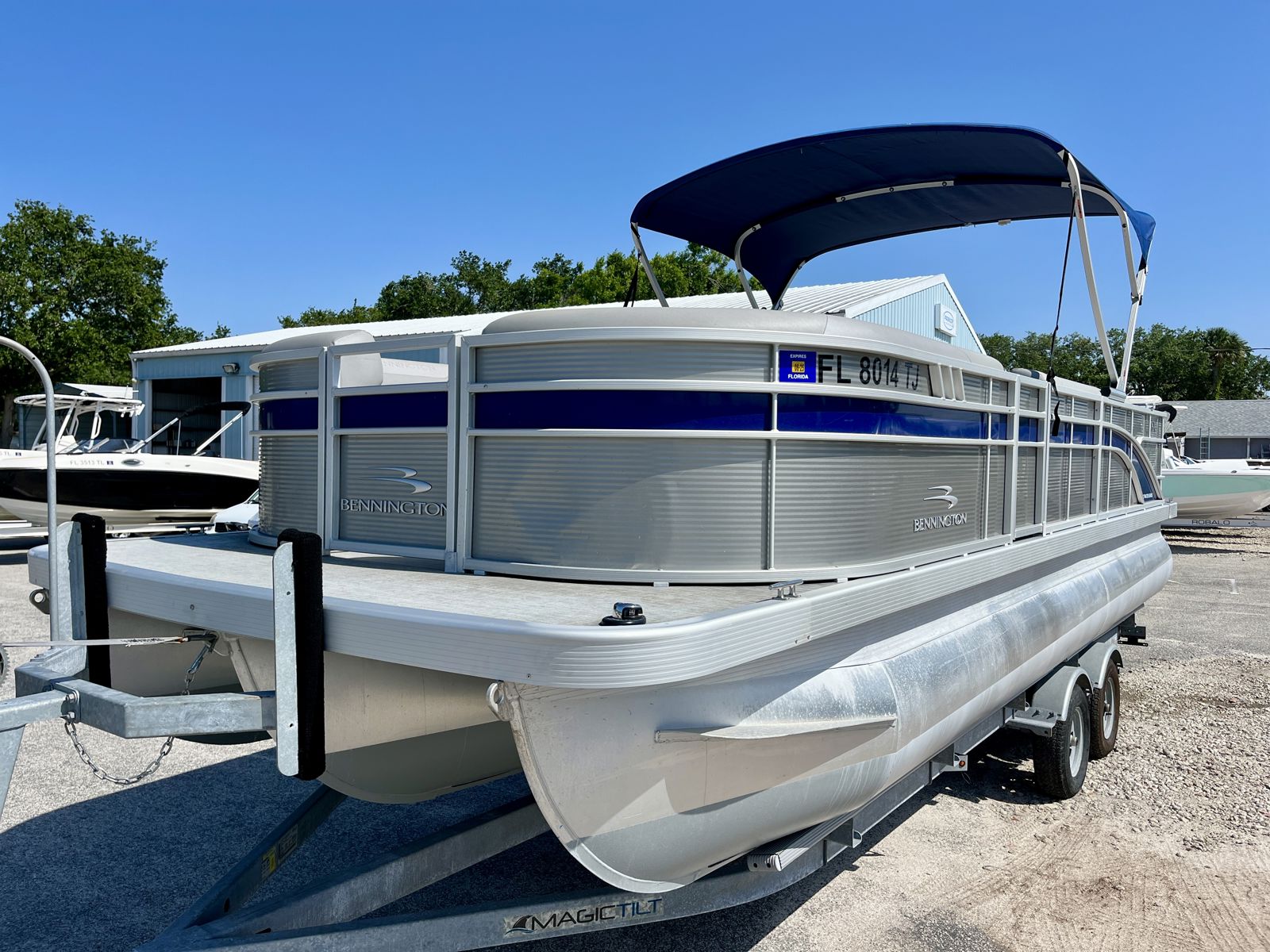 2023 Bennington SX 23-3