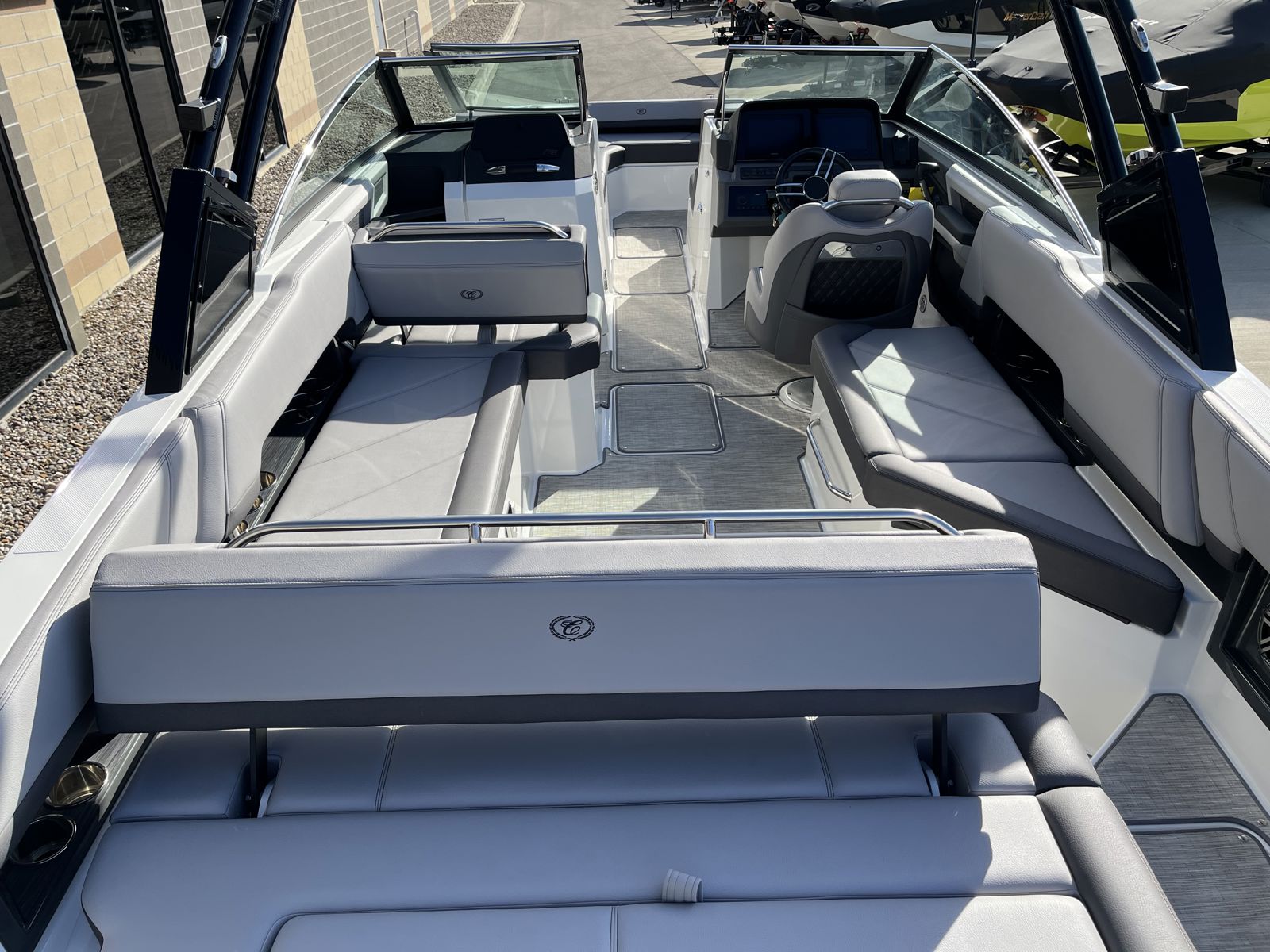 2022 Cobalt R8 - Current Watersports