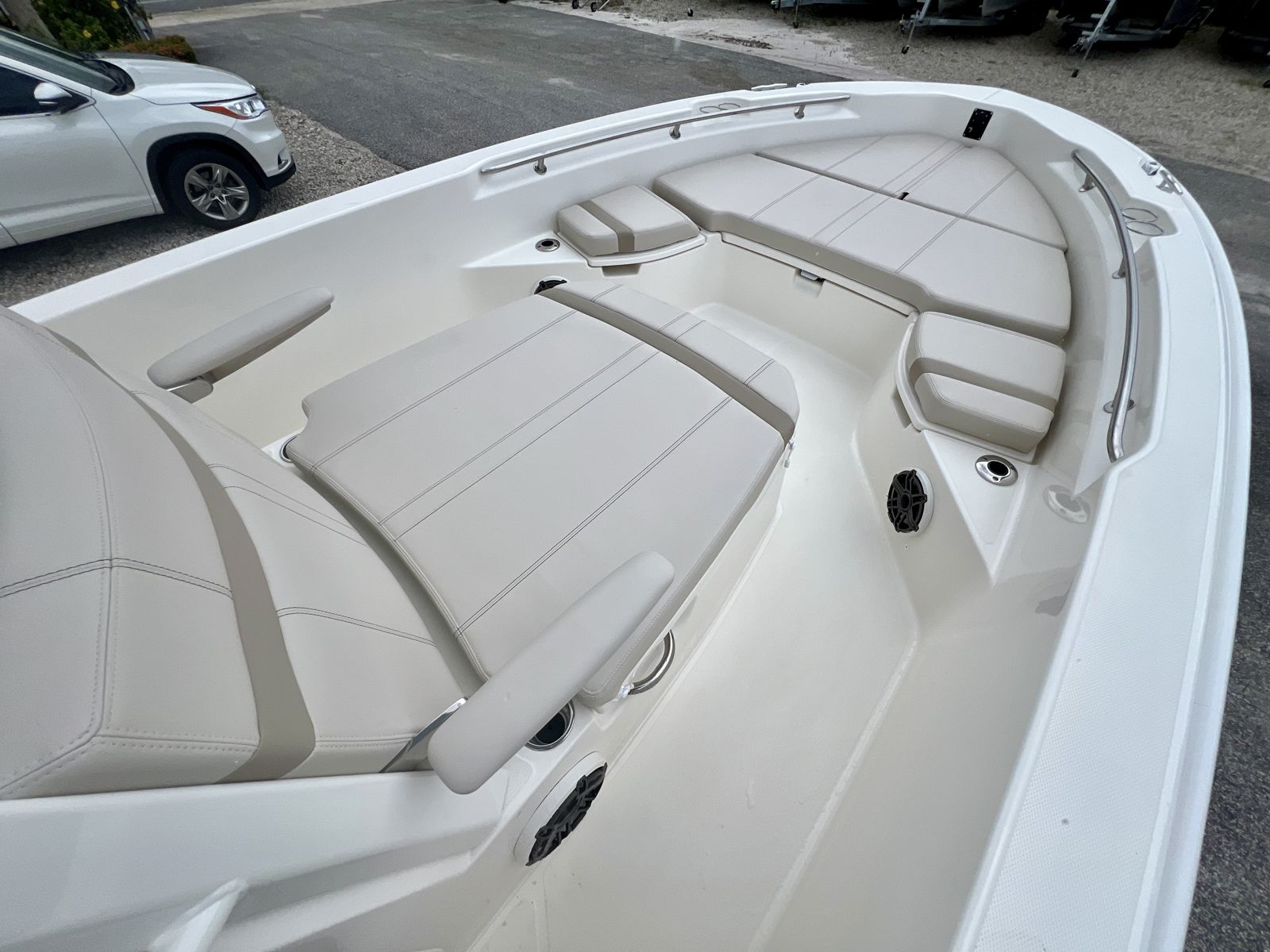 2026 Boston whaler 25DNT-29
