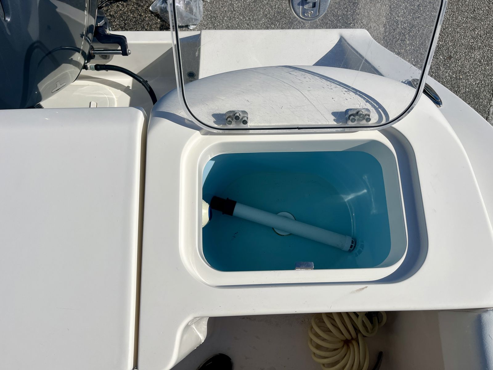 2023 Cobia 220dc Cobia DC-1-14