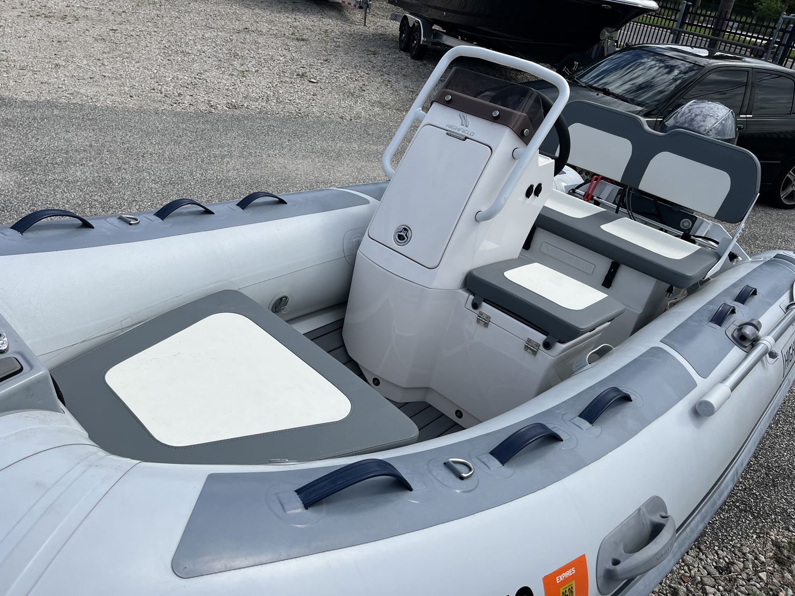 2023 Highfield CL360LS-14