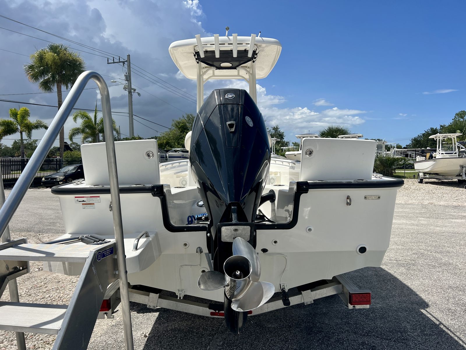 2023 Boston whaler 210 Montauk-6