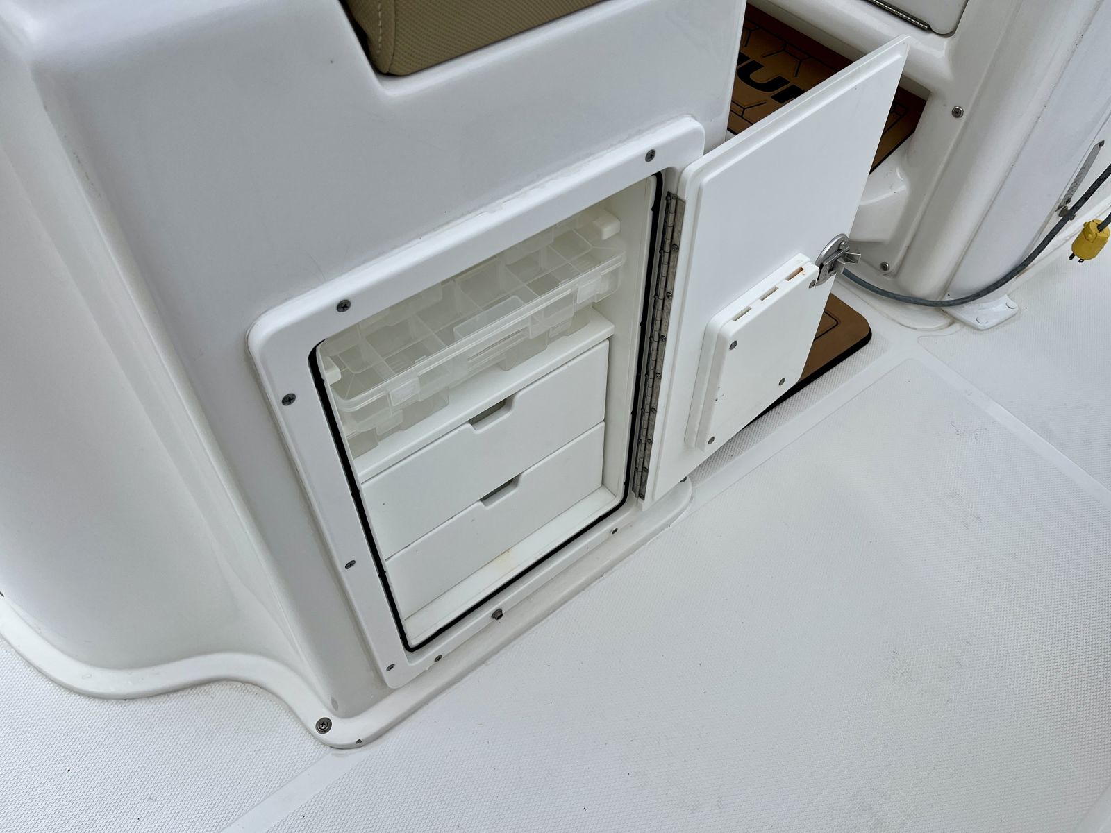 2018 Sea hunt 27GF-36