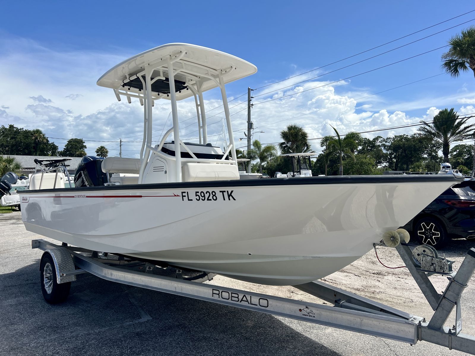 2023 Boston whaler 210 Montauk-2